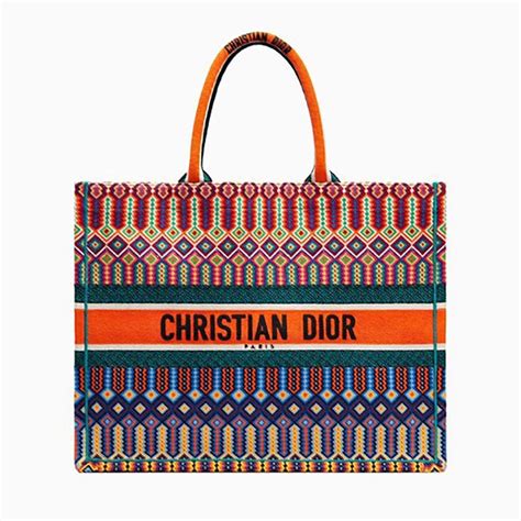 pochette air dior|christian Dior tote bag small.